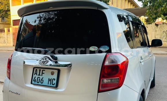 Nunua Ilio tumika Toyota Ractis Fedha Gari ndani ya Maputo nchini Maputo Nunua Ilio tumika Toyota Ractis Fedha Gari ndani ya Maputo nchini Maputo