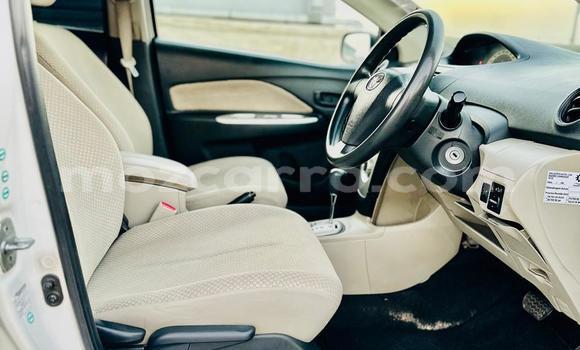 Nunua Ilio tumika Toyota Belta Nyeupe Gari ndani ya Maputo nchini Maputo Nunua Ilio tumika Toyota Belta Nyeupe Gari ndani ya Maputo nchini Maputo