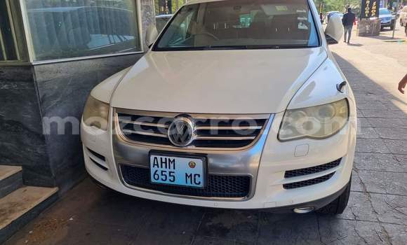 Buy Used Volkswagen Touareg White Car in Maputo in Maputo Buy Used Volkswagen Touareg White Car in Maputo in Maputo