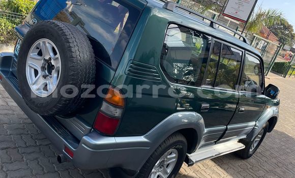 Nunua Ilio tumika Toyota Land Cruiser Prado Kijani Gari ndani ya Maputo nchini Maputo Nunua Ilio tumika Toyota Land Cruiser Prado Kijani Gari ndani ya Maputo nchini Maputo