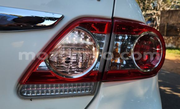 Comprar Usado Toyota Corolla Branco Carro em Maputo em Maputo Comprar Usado Toyota Corolla Branco Carro em Maputo em Maputo