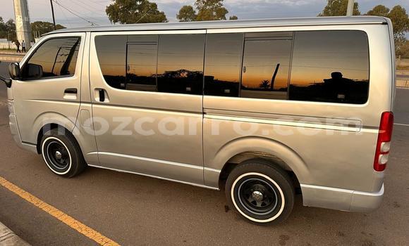 Buy Used Toyota Hiace Silver Car in Maputo in Maputo Buy Used Toyota Hiace Silver Car in Maputo in Maputo