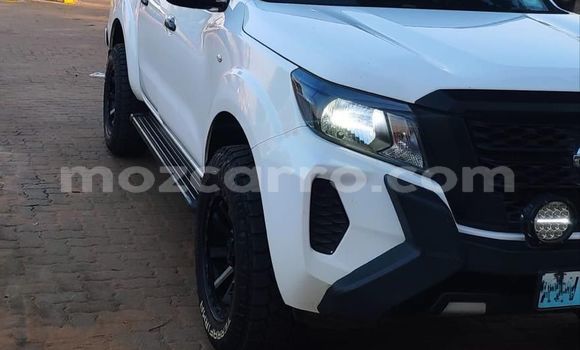 Buy Used Nissan Navara White Car in Maputo in Maputo Buy Used Nissan Navara White Car in Maputo in Maputo