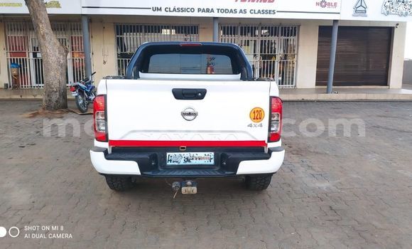 Buy Used Nissan Navara White Car in Maputo in Maputo Buy Used Nissan Navara White Car in Maputo in Maputo