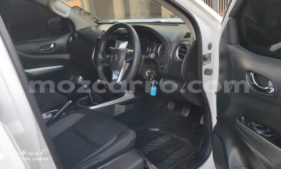 Buy Used Nissan Navara White Car in Maputo in Maputo Buy Used Nissan Navara White Car in Maputo in Maputo