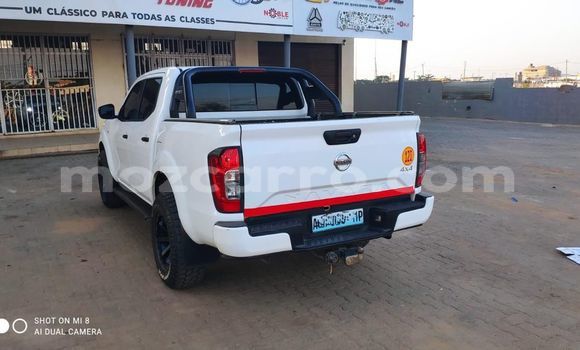 Buy Used Nissan Navara White Car in Maputo in Maputo Buy Used Nissan Navara White Car in Maputo in Maputo
