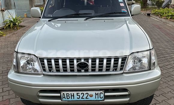 Comprar Usado Toyota Land Cruiser Prata Carro em Maputo em Maputo Comprar Usado Toyota Land Cruiser Prata Carro em Maputo em Maputo