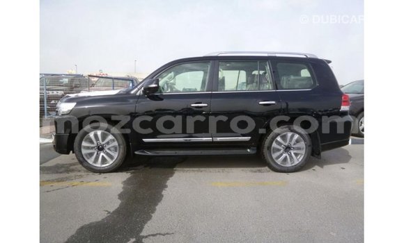 Tenga Imported Toyota Land Cruiser Nhema Mota in Import - Dubai in Cabo Delgado Tenga Imported Toyota Land Cruiser Nhema Mota in Import - Dubai in Cabo Delgado