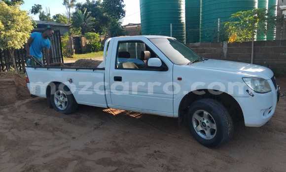 Tenga Tsaru Isuzu Axiom Chena Mota in Maputo in Maputo Tenga Tsaru Isuzu Axiom Chena Mota in Maputo in Maputo