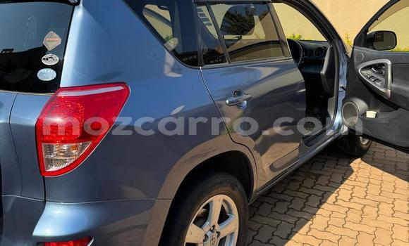 Comprar Usado Toyota RAV4 Azul Carro em Maputo em Maputo Comprar Usado Toyota RAV4 Azul Carro em Maputo em Maputo