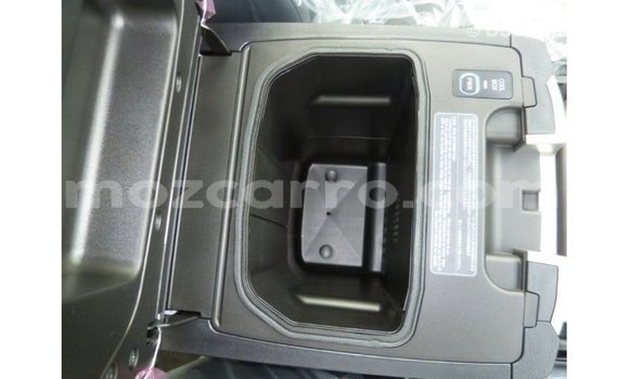 Tenga Imported Toyota Land Cruiser Nhema Mota in Import - Dubai in Cabo Delgado Tenga Imported Toyota Land Cruiser Nhema Mota in Import - Dubai in Cabo Delgado