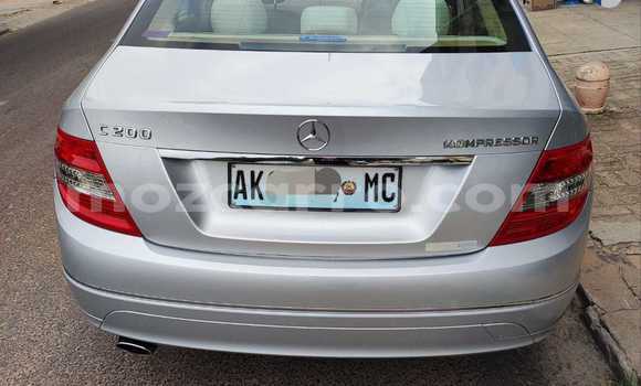 Nunua Ilio tumika Mercedes-Benz E-Classe Nyingine Gari ndani ya Maputo nchini Maputo Nunua Ilio tumika Mercedes-Benz E-Classe Nyingine Gari ndani ya Maputo nchini Maputo
