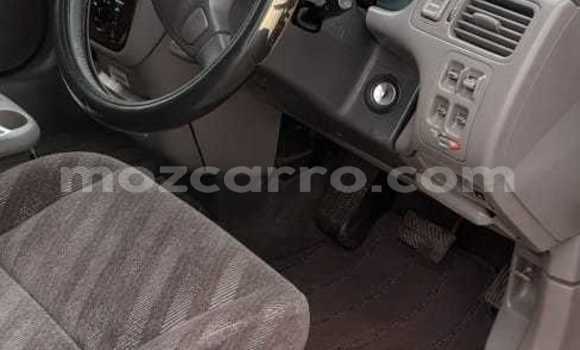 Comprar Usado Honda CR-V Branco Carro em Maputo em Maputo Comprar Usado Honda CR-V Branco Carro em Maputo em Maputo