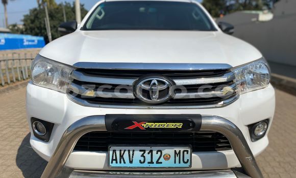 Tenga Tsaru Toyota Hilux Chena Mota in Maputo in Maputo Tenga Tsaru Toyota Hilux Chena Mota in Maputo in Maputo