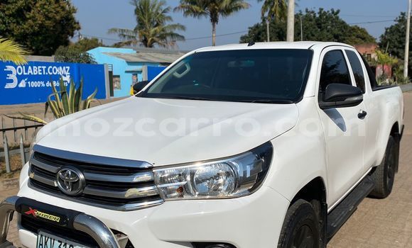Tenga Tsaru Toyota Hilux Chena Mota in Maputo in Maputo Tenga Tsaru Toyota Hilux Chena Mota in Maputo in Maputo