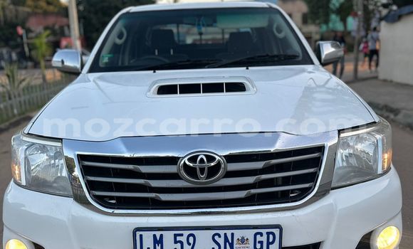Comprar Usado Toyota Hilux Branco Carro em Maputo em Maputo Comprar Usado Toyota Hilux Branco Carro em Maputo em Maputo