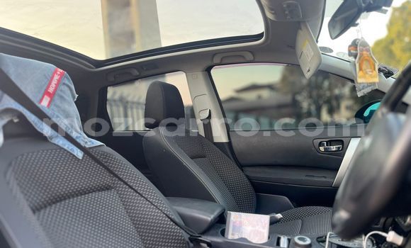 Nunua Ilio tumika Nissan Dualis Nyeusi Gari ndani ya Maputo nchini Maputo Nunua Ilio tumika Nissan Dualis Nyeusi Gari ndani ya Maputo nchini Maputo