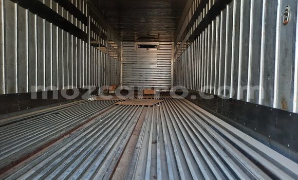 Tenga Tsaru Mercedes-Benz 740Li Chena Mota in Maputo in Maputo Tenga Tsaru Mercedes-Benz 740Li Chena Mota in Maputo in Maputo