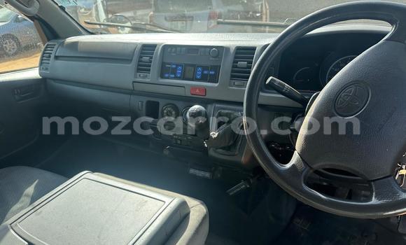 Buy Used Toyota Hiace White Car in Maputo in Maputo Buy Used Toyota Hiace White Car in Maputo in Maputo