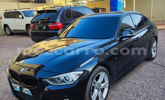 Comprar Usado BMW 5-Series Preto Carro em Maputo em Maputo
