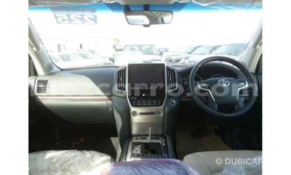 Nunua Imported Toyota Land Cruiser Nyeusi Gari ndani ya Import - Dubai nchini Cabo Delgado Nunua Imported Toyota Land Cruiser Nyeusi Gari ndani ya Import - Dubai nchini Cabo Delgado
