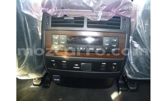 Nunua Imported Toyota Land Cruiser Nyeusi Gari ndani ya Import - Dubai nchini Cabo Delgado Nunua Imported Toyota Land Cruiser Nyeusi Gari ndani ya Import - Dubai nchini Cabo Delgado