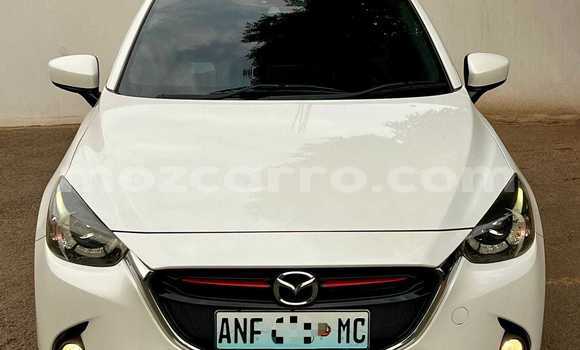 Buy Used Mazda Demio White Car in Maputo in Maputo