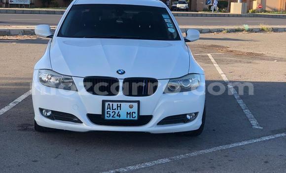 Comprar Usado BMW 3-Series Branco Carro em Maputo em Maputo Comprar Usado BMW 3-Series Branco Carro em Maputo em Maputo