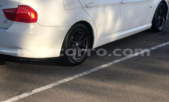 Comprar Usado BMW 3-Series Branco Carro em Maputo em Maputo Comprar Usado BMW 3-Series Branco Carro em Maputo em Maputo