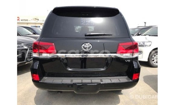 Tenga Imported Toyota Land Cruiser Nhema Mota in Import - Dubai in Cabo Delgado Tenga Imported Toyota Land Cruiser Nhema Mota in Import - Dubai in Cabo Delgado