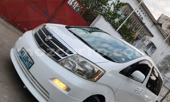 Comprar Usado Toyota Alphard Branco Carro em Maputo em Maputo Comprar Usado Toyota Alphard Branco Carro em Maputo em Maputo