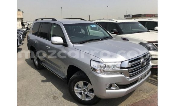 Tenga Imported Toyota Land Cruiser Zvimwe Mota in Import - Dubai in Cabo Delgado Tenga Imported Toyota Land Cruiser Zvimwe Mota in Import - Dubai in Cabo Delgado