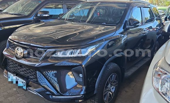 Buy Used Toyota Fortuner Black Car in Maputo in Maputo Buy Used Toyota Fortuner Black Car in Maputo in Maputo