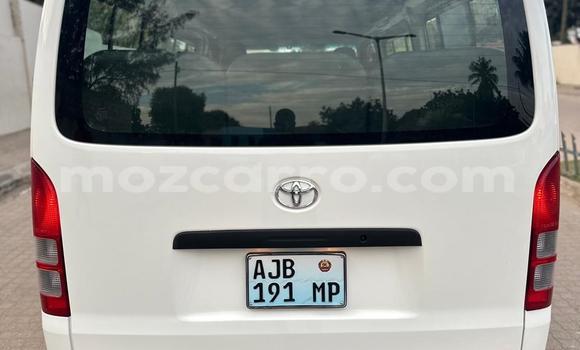 Comprar Usado Toyota Hiace Branco Carro em Maputo em Maputo Comprar Usado Toyota Hiace Branco Carro em Maputo em Maputo