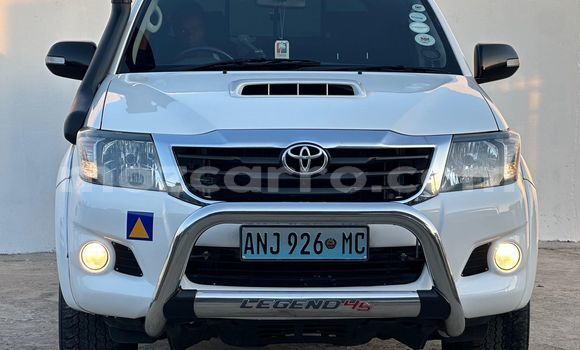 Comprar Usado Toyota Hilux Branco Carro em Maputo em Maputo Comprar Usado Toyota Hilux Branco Carro em Maputo em Maputo