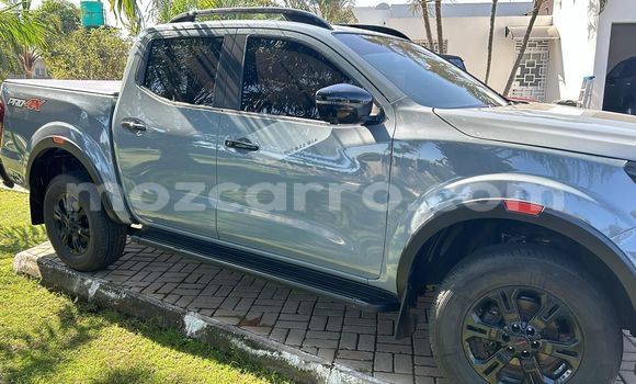 Comprar Novo Nissan Navara Prata Carro em Maputo em Maputo Comprar Novo Nissan Navara Prata Carro em Maputo em Maputo