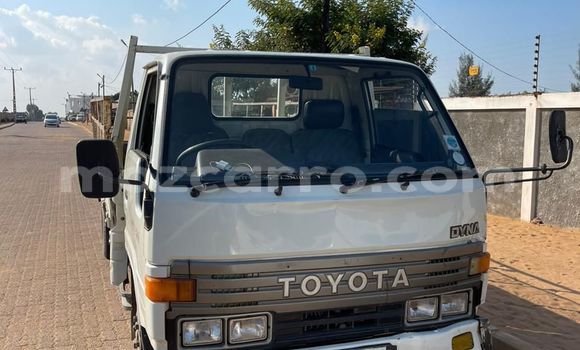 Tenga Tsaru Toyota Dyna Chena Mota in Maputo in Maputo Tenga Tsaru Toyota Dyna Chena Mota in Maputo in Maputo
