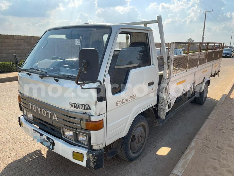 Big with watermark toyota dyna maputo maputo 26816