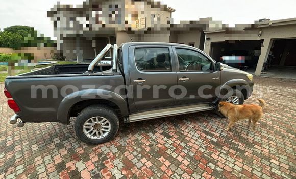 Tenga Tsaru Toyota Hilux Zvimwe Mota in Maputo in Maputo Tenga Tsaru Toyota Hilux Zvimwe Mota in Maputo in Maputo