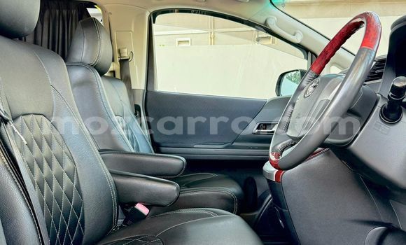 Comprar Usado Toyota Vellfire Branco Carro em Maputo em Maputo Comprar Usado Toyota Vellfire Branco Carro em Maputo em Maputo