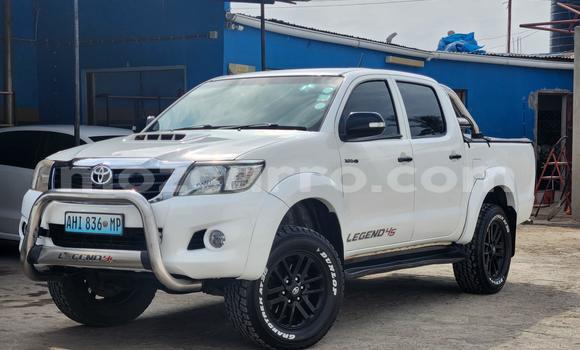 Comprar Usado Toyota Hilux Branco Carro em Maputo em Maputo Comprar Usado Toyota Hilux Branco Carro em Maputo em Maputo