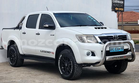Comprar Usado Toyota Hilux Branco Carro em Maputo em Maputo Comprar Usado Toyota Hilux Branco Carro em Maputo em Maputo