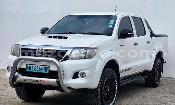 Comprar Usado Toyota Hilux Branco Carro em Maputo em Maputo Comprar Usado Toyota Hilux Branco Carro em Maputo em Maputo