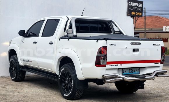Buy Used Toyota Hilux White Car in Maputo in Maputo Buy Used Toyota Hilux White Car in Maputo in Maputo