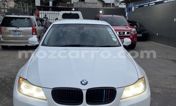 Comprar Usado BMW 3-Series Branco Carro em Maputo em Maputo Comprar Usado BMW 3-Series Branco Carro em Maputo em Maputo