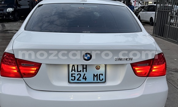 Comprar Usado BMW 3-Series Branco Carro em Maputo em Maputo Comprar Usado BMW 3-Series Branco Carro em Maputo em Maputo