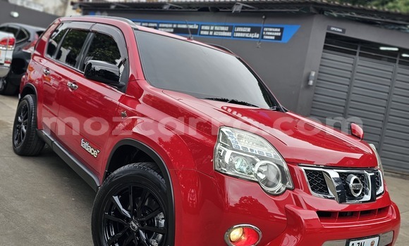Buy Used Nissan X-Trail Red Car in Maputo in Maputo