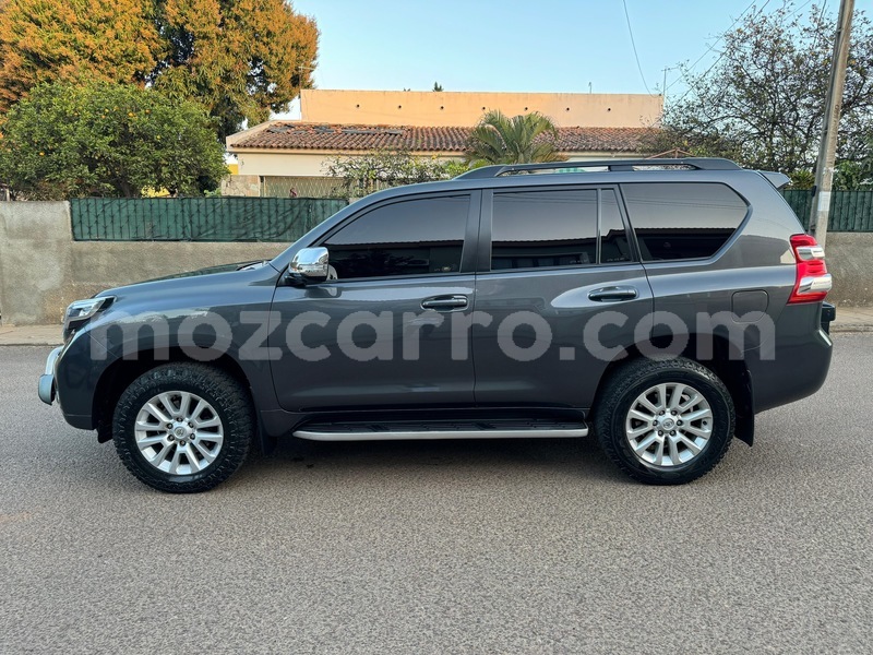 Big with watermark toyota land cruiser prado maputo maputo 26867