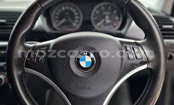 Nunua Ilio tumika BMW 1-Series Nyeusi Gari ndani ya Maputo nchini Maputo Nunua Ilio tumika BMW 1-Series Nyeusi Gari ndani ya Maputo nchini Maputo