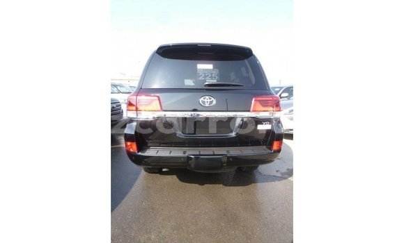 Nunua Imported Toyota Land Cruiser Nyeusi Gari ndani ya Import - Dubai nchini Cabo Delgado Nunua Imported Toyota Land Cruiser Nyeusi Gari ndani ya Import - Dubai nchini Cabo Delgado